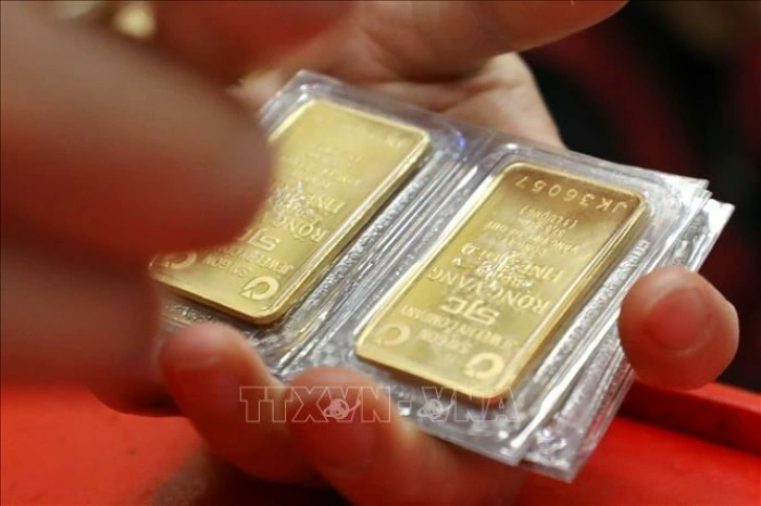 Giá vàng miếng sáng 28-1 chạm mức 180,6 triệu đồng/lượng