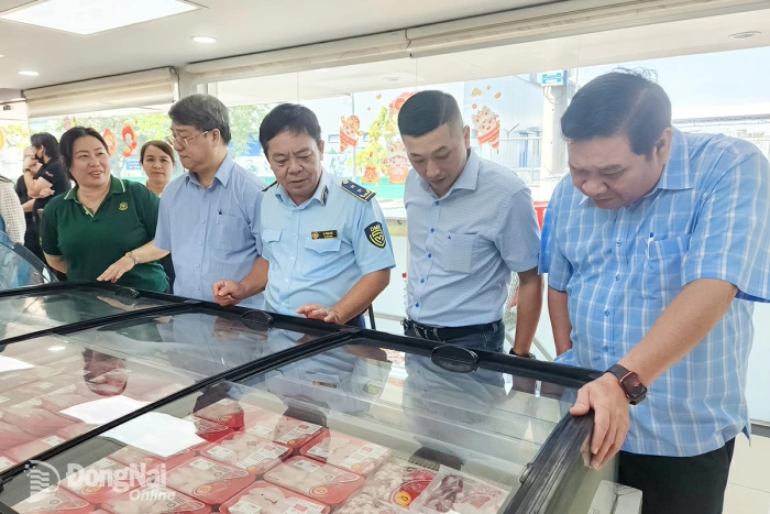 Đảm bảo cung - cầu hàng Tết