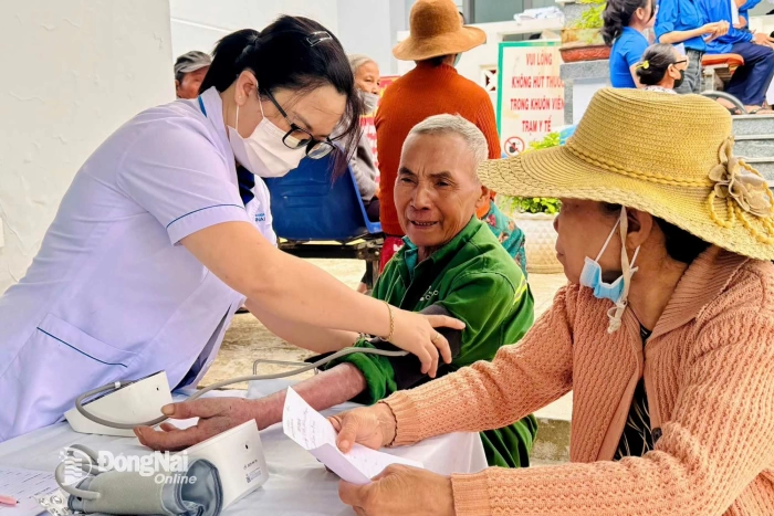 Tuổi trẻ Đồng Nai tổ chức Hành trình vì sức khỏe người cao tuổi tại tỉnh Đắk Lắk