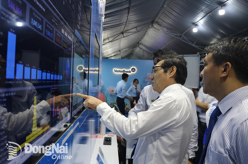 Ban hành kế hoạch chuyển đổi số năm 2024