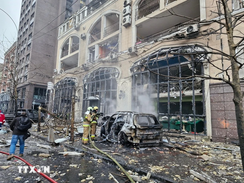 Cảnh đổ nát trong xung đột giữa Nga và Ukraine tại Kiev (Ukraine) ngày 20-12-2024. Nguồn: THX/TTXVN