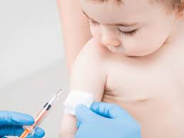 Trẻ 4 tháng tuổi có được tiêm vaccine cúm không?