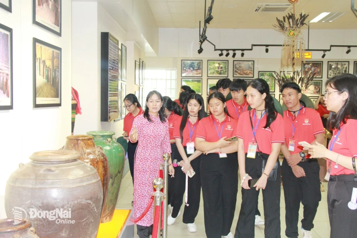 “Hạt giống đỏ” nảy mầm xanh