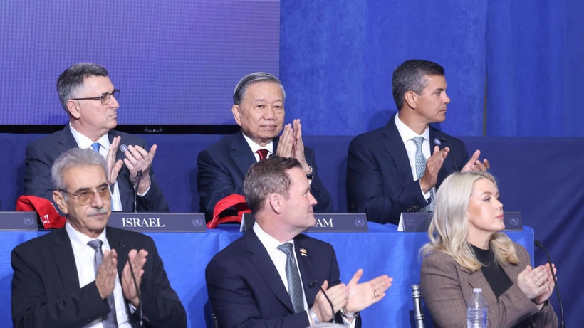 Tổng Bí thư Tô Lâm dự Phiên khai mạc Hội đồng Hòa bình về Gaza. (Ảnh: TTXVN)
