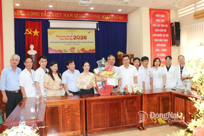 Kiểm tra công tác trực Tết tại Bệnh viện Đa khoa Bình Phước