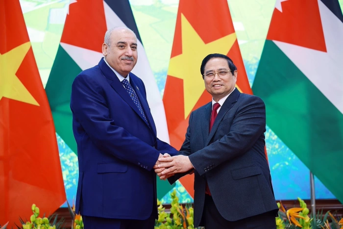 Thủ tướng Chính phủ Phạm Minh Chính hội kiến Chủ tịch Hạ viện Jordan Mazen Turki El Qadi
