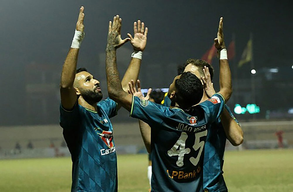 V.League 2023-2024: Nhộn nhịp thay thế, bổ sung cầu thủ cho giai đoạn 2