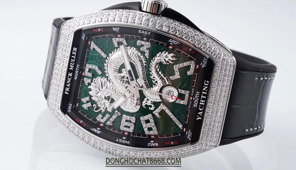 Franck Muller 1 1 có phần viền được sử dụng các loại kim cương chất lượng cao.