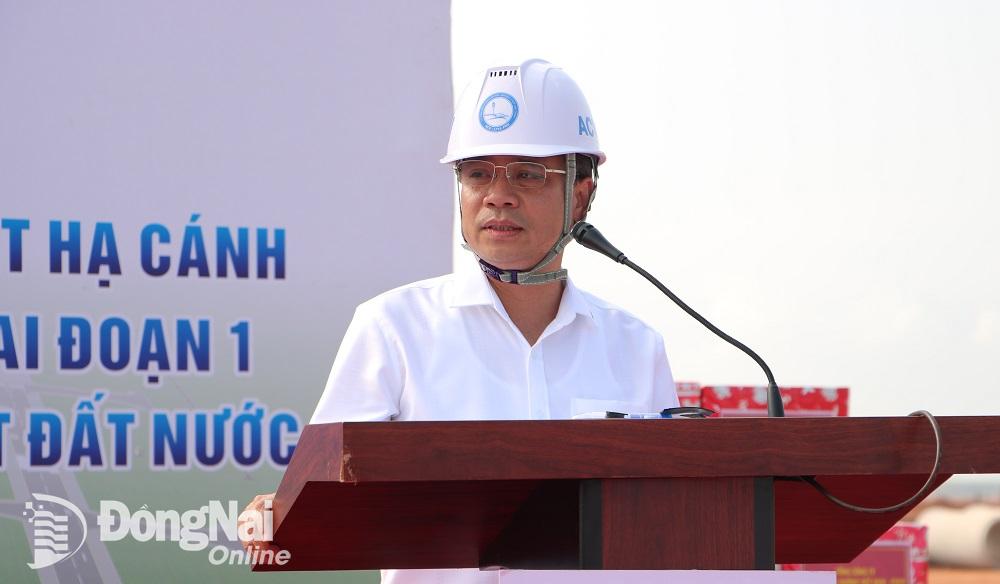 Tổng giám đốc ACV Vũ Thế Phiệt phát biểu tại lễ phát động thi đua. Ảnh: Phạm Tùng
