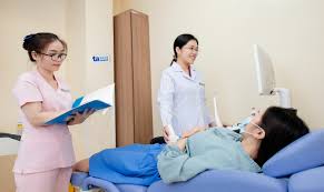 19 tuổi bị buồng trứng đa nang phải điều trị thế nào để ngừa vô sinh?