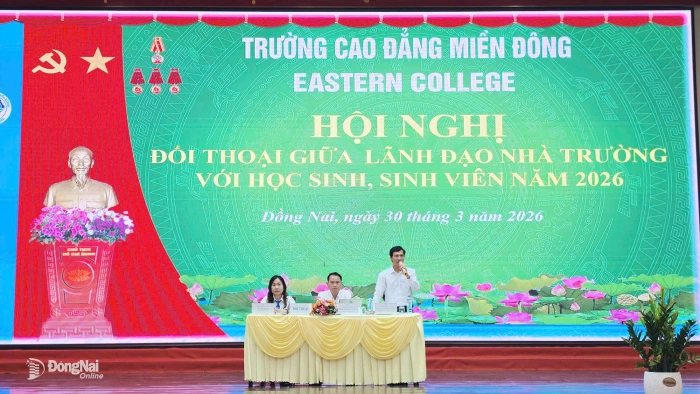 Trường Cao đẳng Miền Đông tổ chức đối thoại với học sinh, sinh viên
