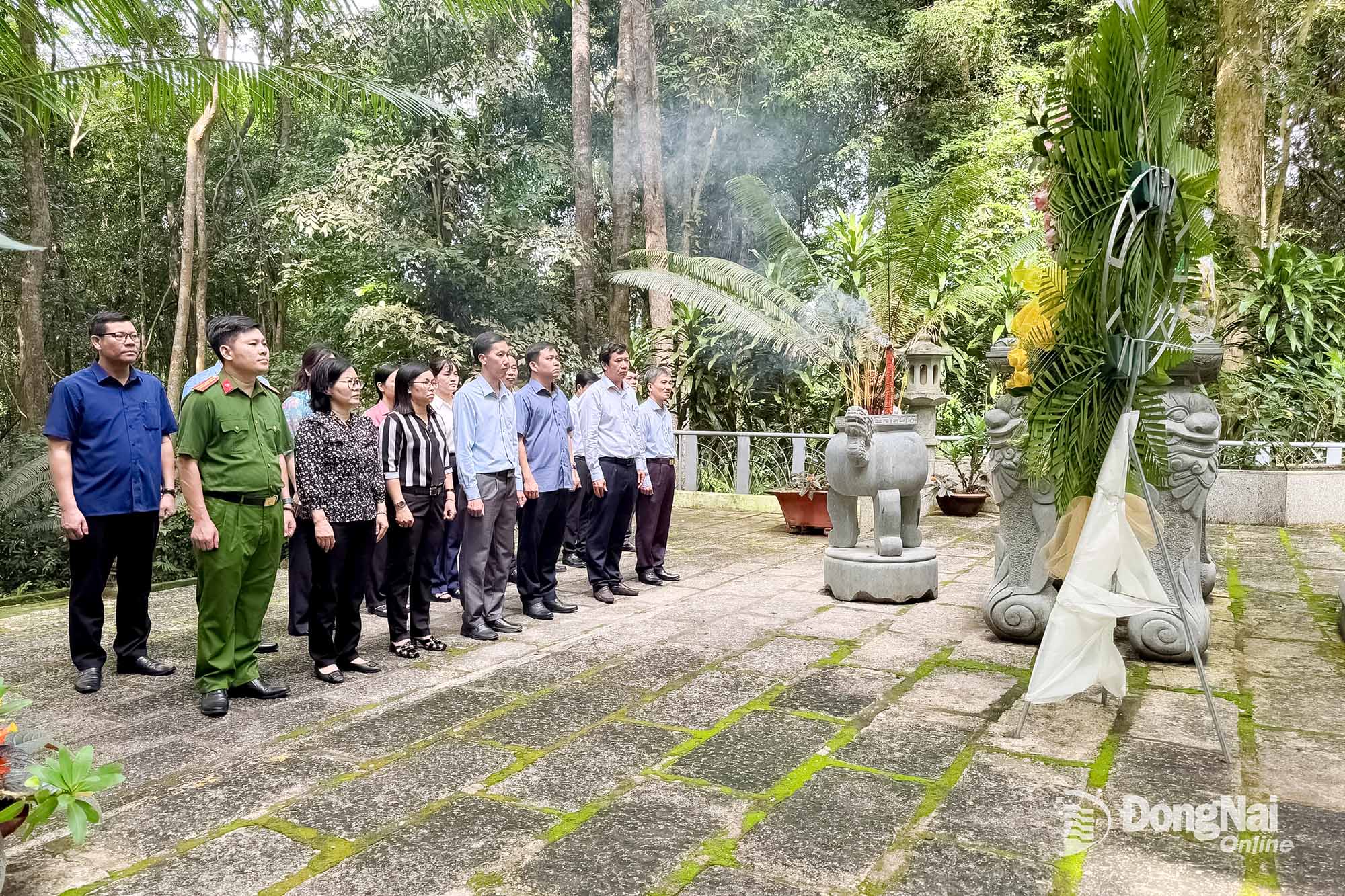 Leaders of Tri An commune offer incense at the Central Office for South Vietnam Historical Relic - War Zone D.

