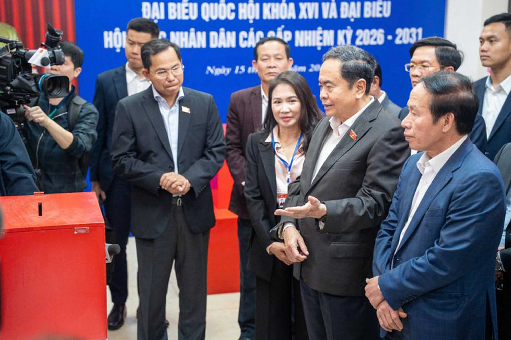 Chủ tịch Quốc hội Trần Thanh Mẫn kiểm tra c&ocirc;ng t&aacute;c chuẩn bị bầu cử tại th&agrave;nh phố Hải Ph&ograve;ng, ng&agrave;y 26/2/2026. (Ảnh: Media Quốc hội)