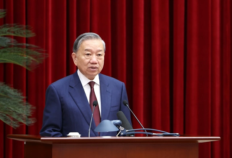 Tổng Bí thư Tô Lâm chỉ rõ, yêu cầu đặt ra là phải thiết kế, cải tiến thể chế đủ chặt chẽ để không thể tham nhũng, lãng phí, đồng thời xây dựng cơ chế giám sát đủ mạnh để không dám và không muốn tham nhũng - Ảnh: VGP/Đức Tuân