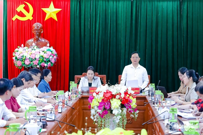 Đổi mới mạnh mẽ phương thức hoạt động của Mặt trận và các đoàn thể