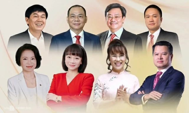From left to right: Tran Dinh Long, Chairman of Hoa Phat Group; Pham Nhat Vuong, Chairman of Vingroup; Nguyen Dang Quang, Chairman of Masan Group; Ho Hung Anh, Chairman of Techcombank (back row); Pham Thu Huong, Vice chairwoman of Vingroup; Pham Thuy Hang, Vice chairwoman of Vingroup; Nguyen Thi Phuong Thao, Chairwoman of Vietjet; Ngo Chi Dung, Chairman of VPBank (front row) - Photo: VnExpress