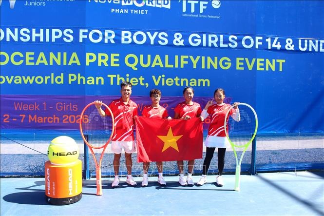 Đội tuyển U.14 Nữ Việt Nam tham dự giải đấu. Ảnh: TTXVN