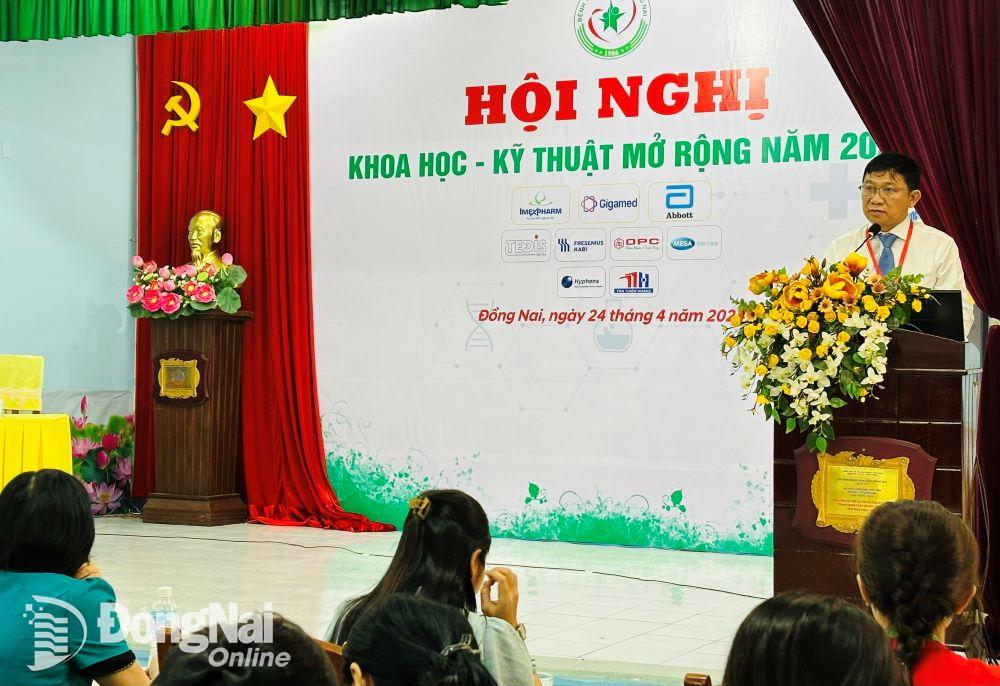 Giám đốc Bệnh viện Nhi đồng Đồng Nai Lê Anh Phong phát biểu tại hội nghị. Ảnh: H.Dung