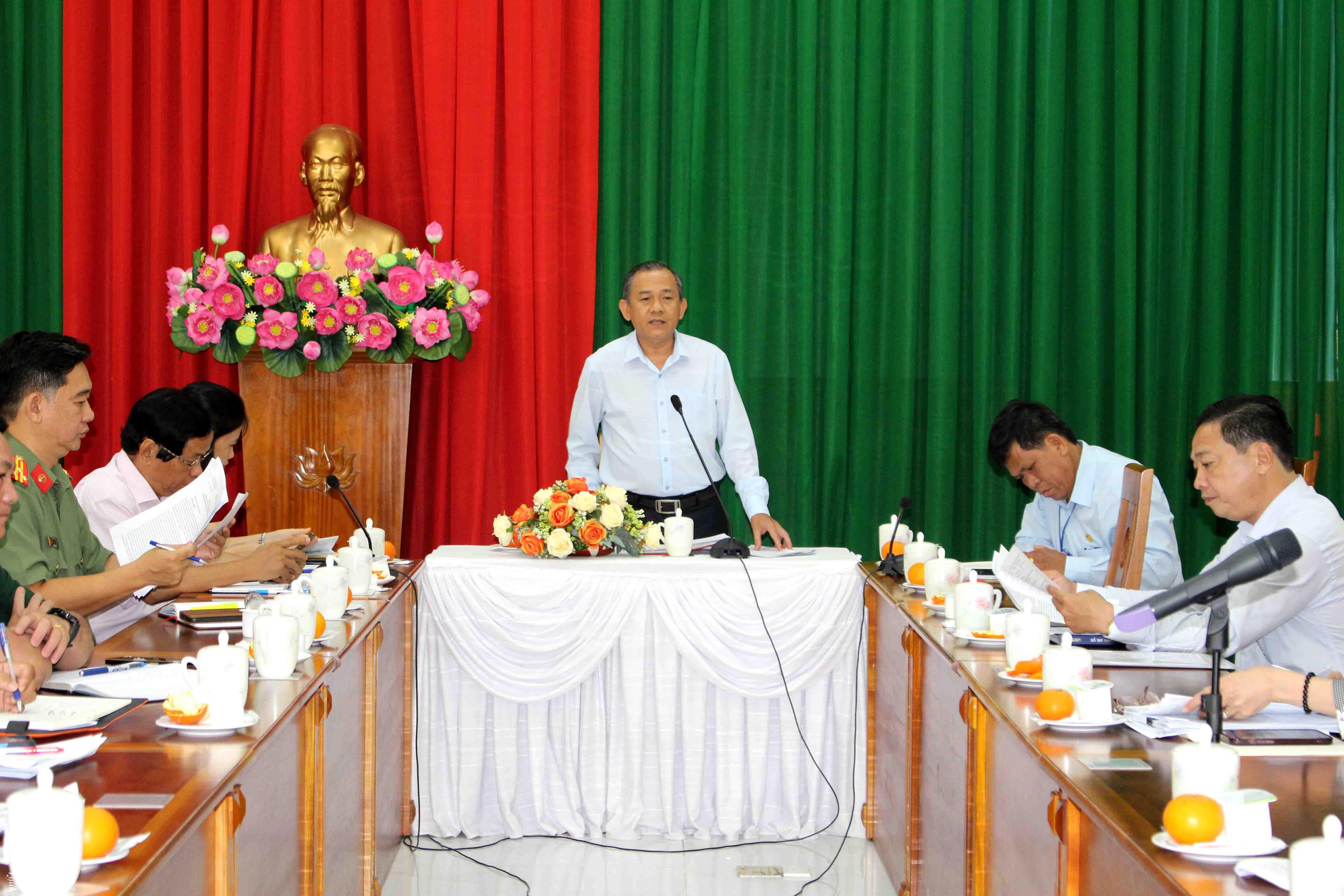 Phó trưởng Ban Tuyên giáo Tỉnh ủy Phạm Tấn Linh định hướng công tác thông tin, tuyên truyền quý II-2024