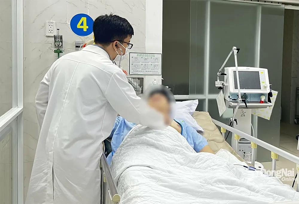 Bệnh nhân P., 19 tuổi đã được các bác sĩ Bệnh viện Hoàn Mỹ Đồng Nai cứu sống saungưng tim, ngưng thở khi đang ngủ. Ảnh: BVCC
