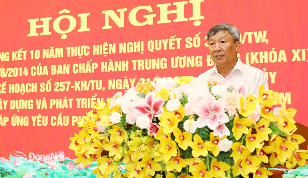 Phó bí thư thường trực Tỉnh ủy Hồ Thanh Sơn phát biểu chỉ đạo tại hội nghị. Ảnh: Huy Anh