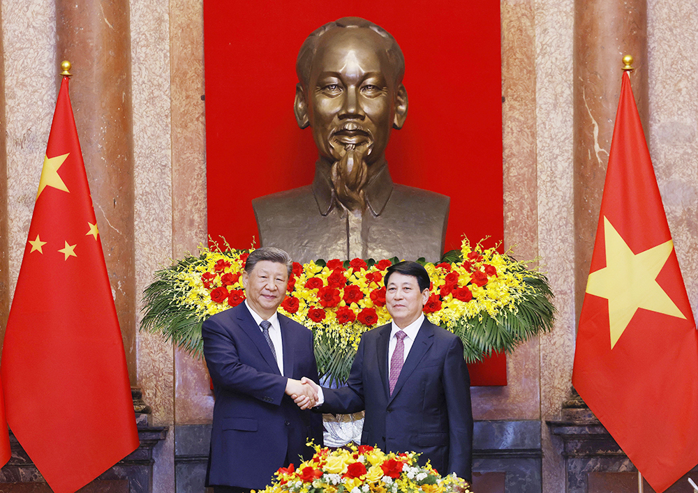 Chủ tịch nước Lương Cường hội đàm với Tổng Bí thư, Chủ tịch nước Trung Quốc Tập Cận Bình