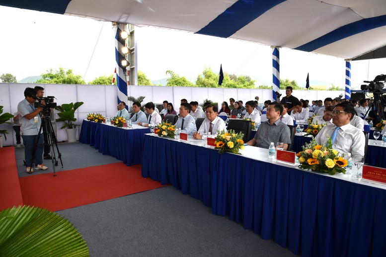 Phó Thủ tướng Chính phủ Hồ Đức Phớc dự Lễ khánh thành dự án thành phần đường cao tốc đoạn Vân Phong-Nha Trang - Ảnh: VGP/Trần Mạnh