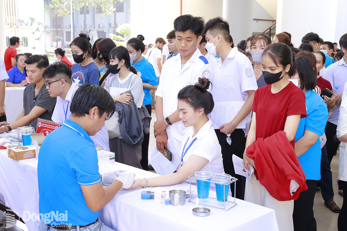 Hiến máu có ảnh hưởng tới sức khỏe và làm tăng cân không?