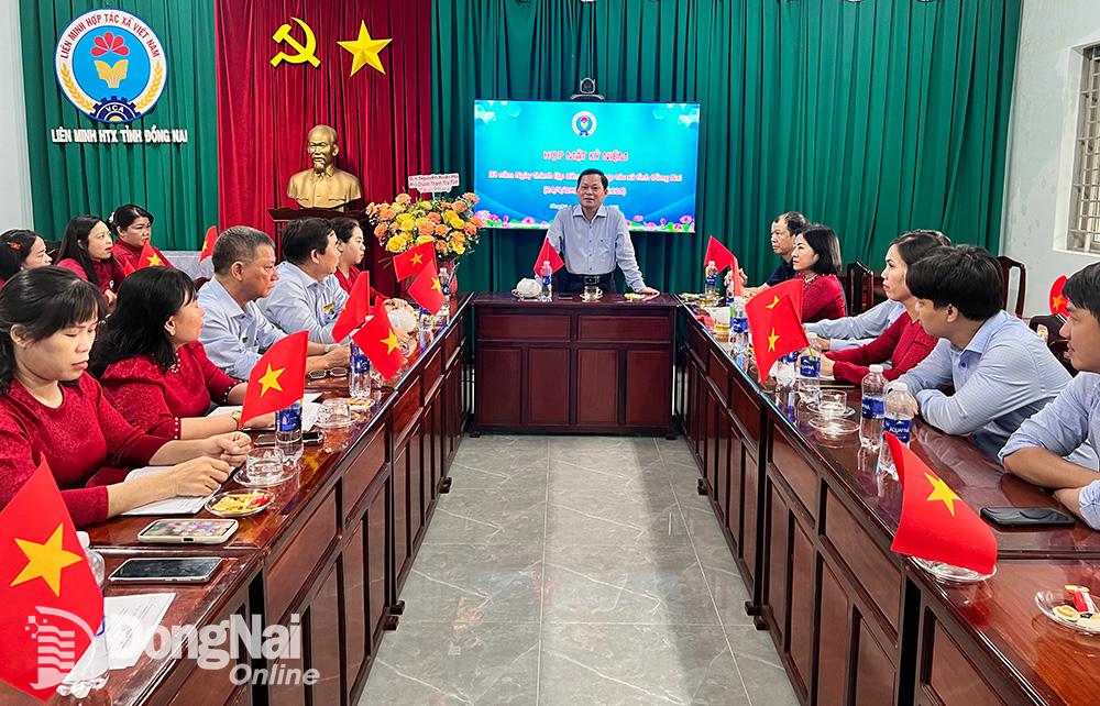 Chủ tịch Liên minh HTX Đồng Nai Đỗ Phước Dũng phát biểu tại buổi họp mặt. Ảnh: Lam Phương