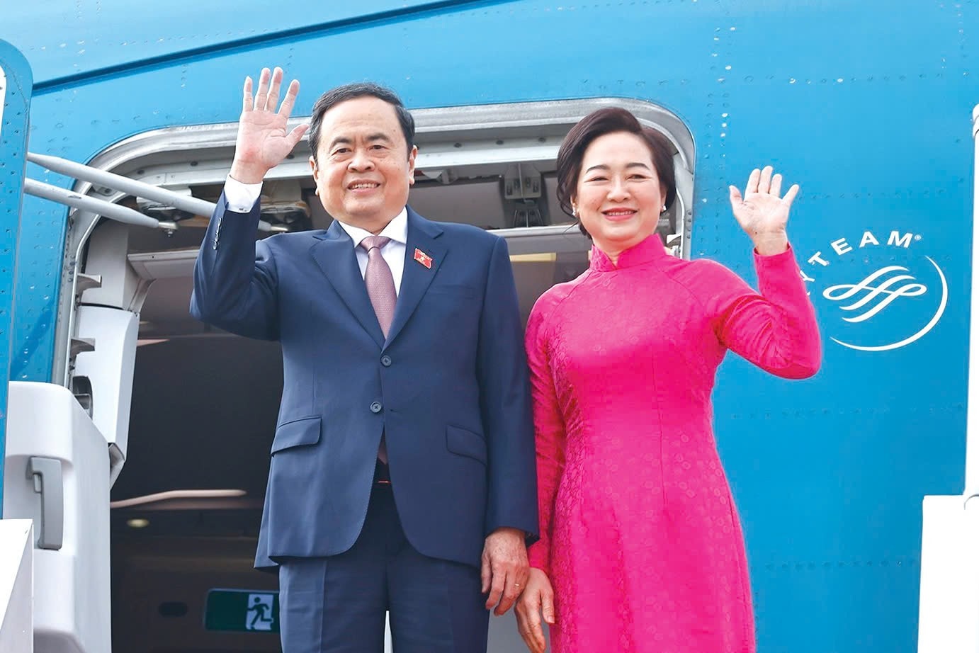 Chủ tịch Quốc hội Trần Thanh Mẫn và Phu nhân Nguyễn Thị Thanh Nga trong một chuyến công tác năm 2025