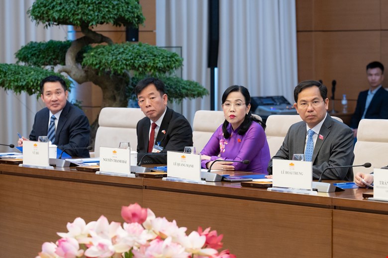 Các đại biểu cấp cao Việt Nam


