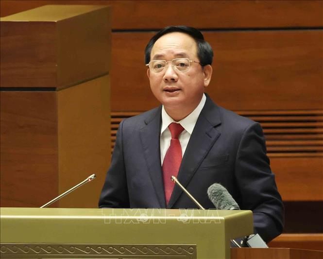 Đồng chí Trịnh Văn Quyết, Uỷ viên Bộ Chính trị, Bí thư Trung ương Đảng, Trưởng Ban Tuyên giáo và Dân vận Trung ương giới thiệu chuyên đề “Những nội dung cơ bản của Quy định về công tác chính trị, tư tưởng trong Đảng”. Ảnh: Phương Hoa/TTXVN