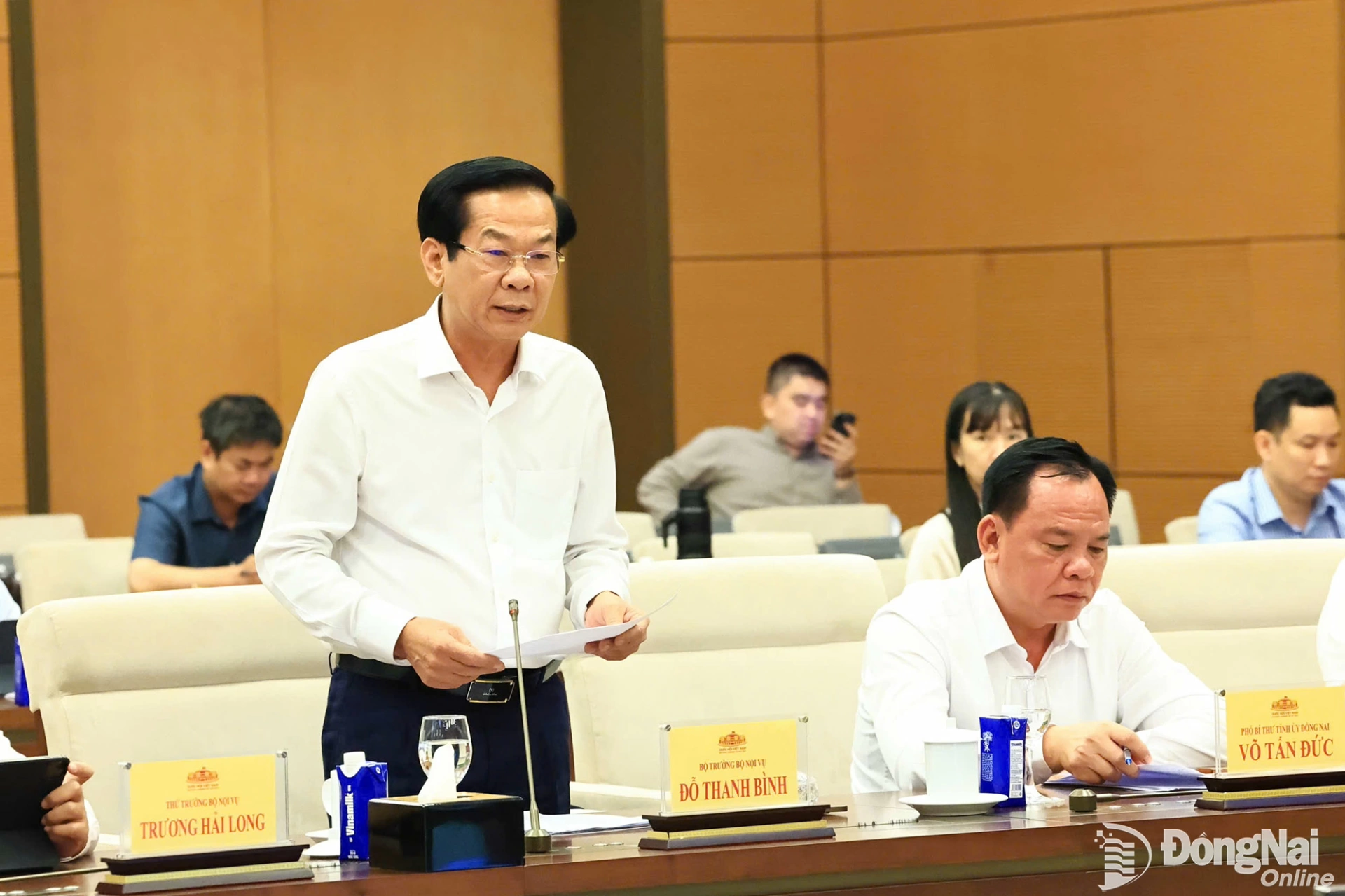 Do Thanh Binh, Member of the Party Central Committee and Minister of Home Affairs, presents the Governments proposals. Photo: Cong Nghia

