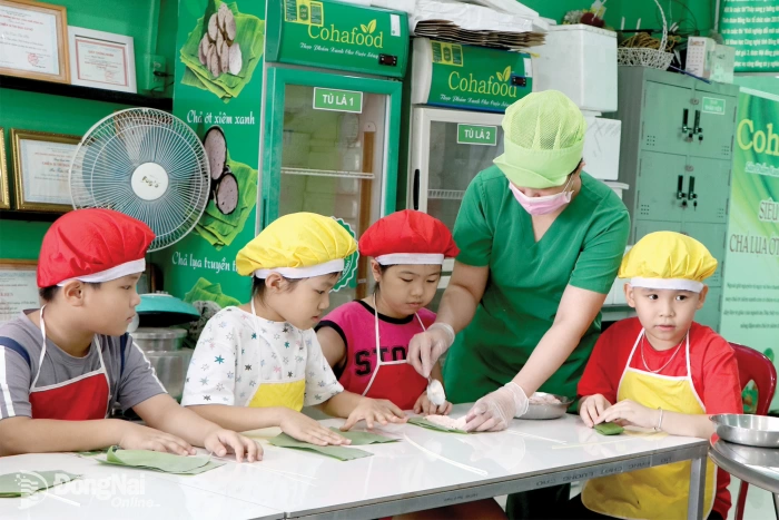 Trải nghiệm làm sản phẩm địa phương