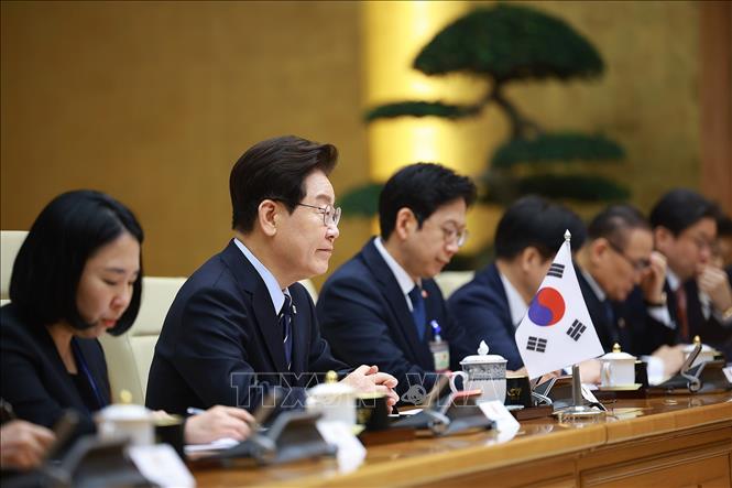 Tổng thống Hàn Quốc Lee Jae Myung phát biểu tại cuộc hội kiến Thủ tướng Lê Minh Hưng. Ảnh: Dương Giang/TTXVN
