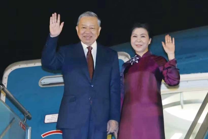 Tổng Bí thư, Chủ tịch nước Tô Lâm và phu nhân lên đường thăm cấp Nhà nước đến Trung Quốc