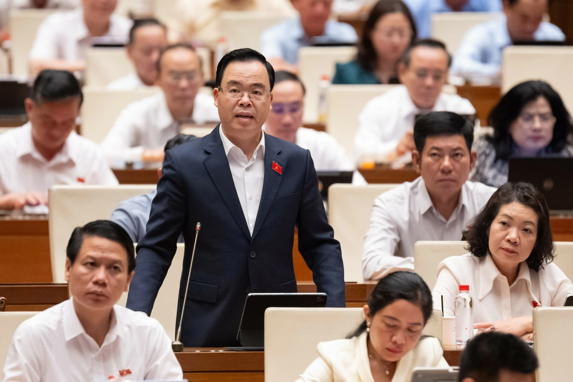 ĐBQH Trần Văn Khải (Ninh Bình) phát biểu. Ảnh: Phạm Thắng