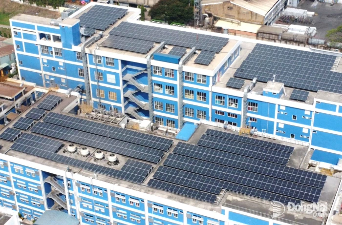 Government orders accelerated power-saving measures, promoting rooftop solar power development