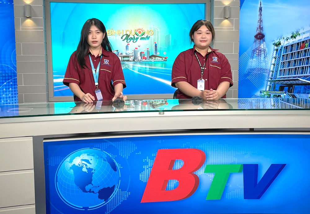 9. Sinh viên Khoa Truyền thông sáng tạo, NTTU thử sức trong chương trình Bình Dương ngày mới của Đài Phát thanh và truyền hình Bình Dương.