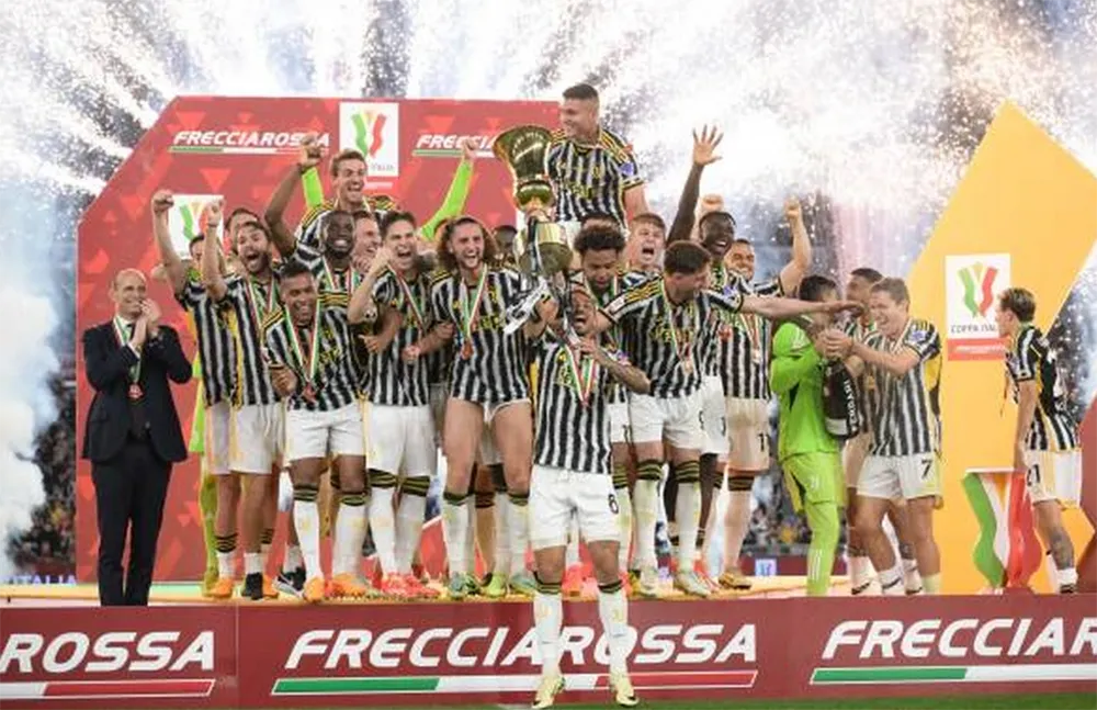 Tương lai của huấn luyện viên Allegri không được đảm bảo dù giúp Juventus
vô địch Coppa Italy. Ảnh: TTXVN