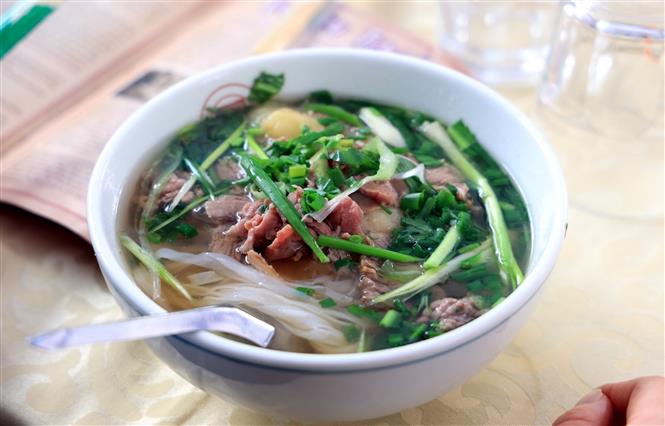 TasteAtlas nhận định, không thể thiếu trong danh sách này là phở - tinh hoa ẩm thực Việt