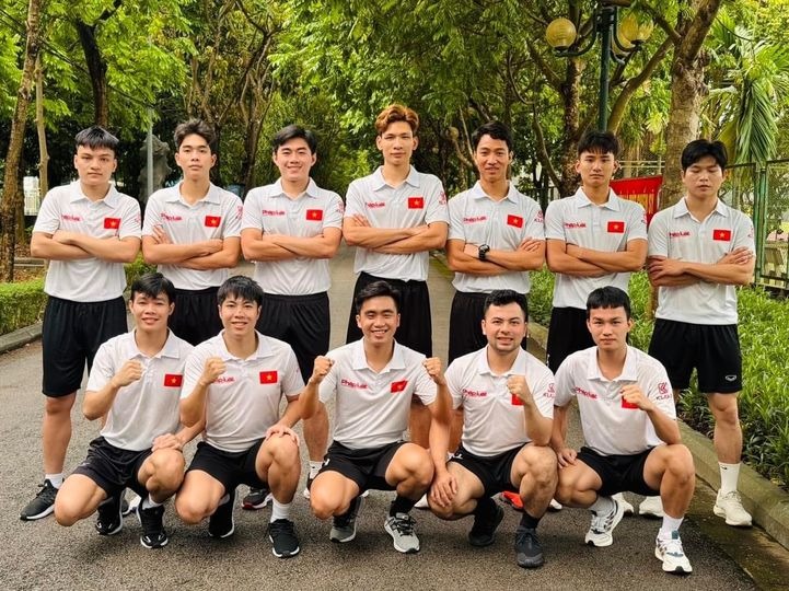 Đội tuyển cầu mây nam Việt Nam tham dự Giải vô địch Cầu mây thế giới 2024 tại Malaysia. Trong ảnh: Vận động viên Trần Anh Vũ (Đồng Nai, đứng thứ 2 từ trái sang)