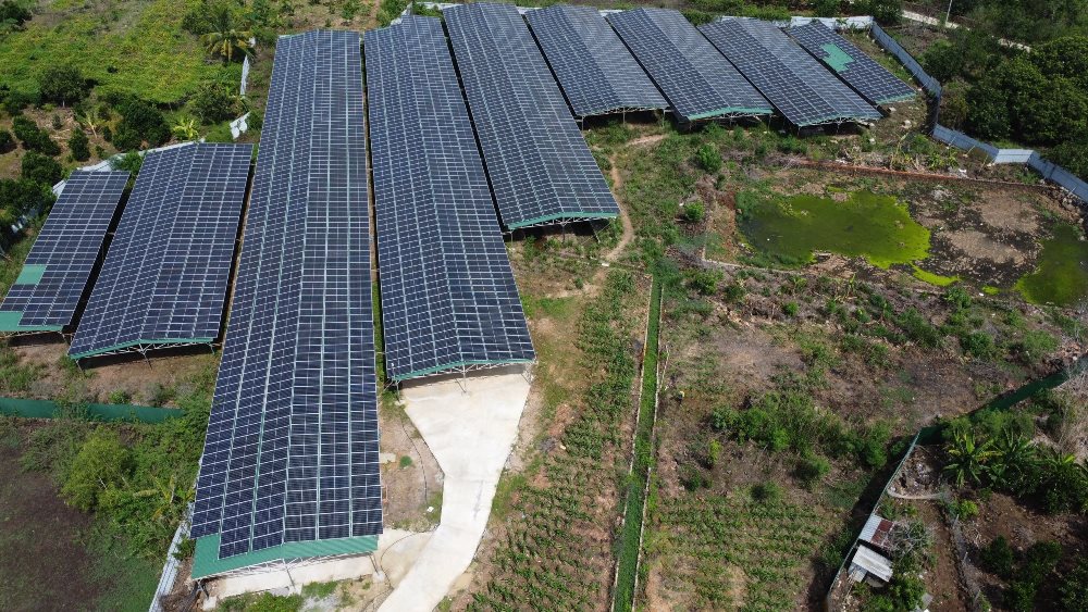 Dự án điện mặt trời mái nhà tại huyện Tân Phú người dân phản ánh ô nhiễm tiếng ồn. Ảnh HAC
