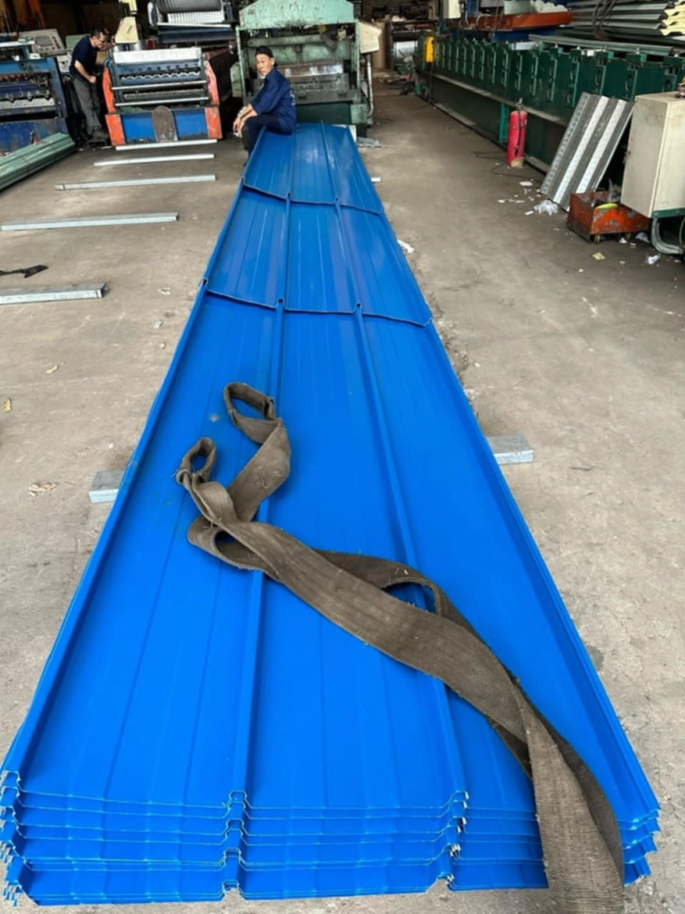 Tôn Seamlock ứng dụng mọi công trình. Ảnh: Sắt thép Sata 