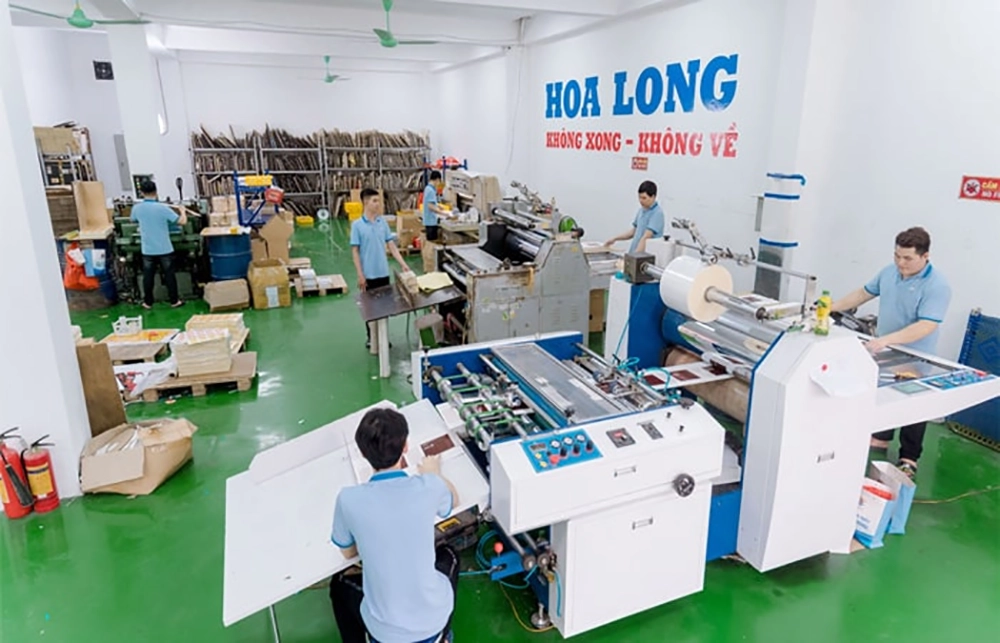 Xưởng sản xuất tem nhãn trực tiếp tại In Hoa Long.