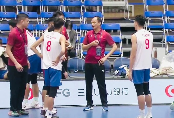 Tuyển bóng chuyền nam Việt Nam thua trận ra quân tại AVC Champions League 2025