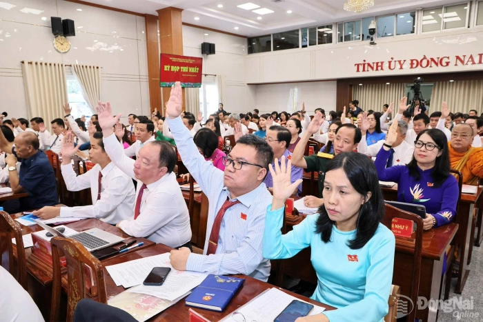 Nâng cao chất lượng nghị quyết quyết định các vấn đề quan trọng