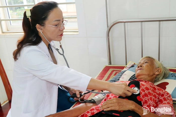 Phát triển hài hòa, vì hạnh phúc nhân dân