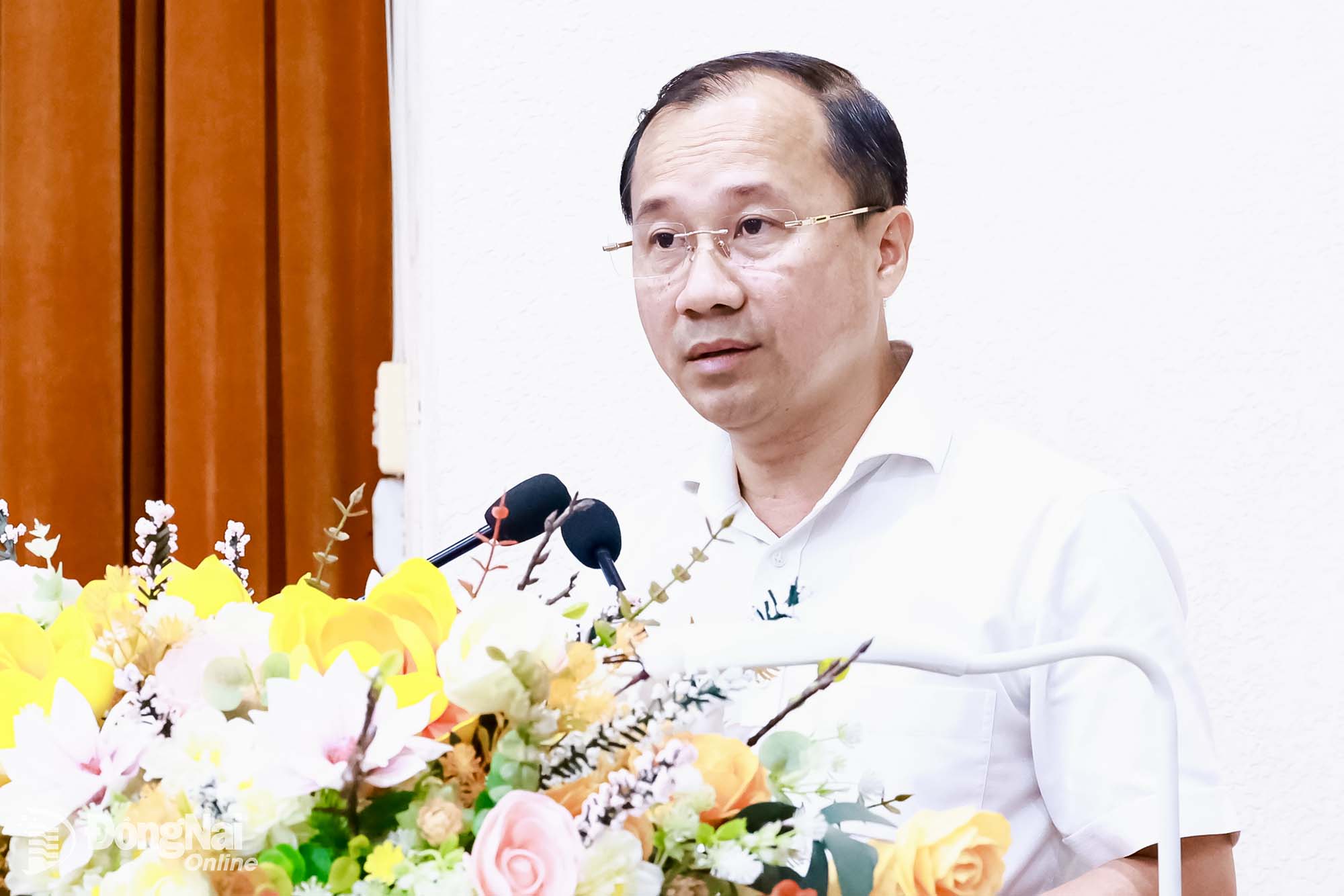Nguyen Anh Tuan, Member of the CPC and Director of the Department of Construction, pledges implementation of the City People’s Committee’s action program. Photo by Cong Nghia.

