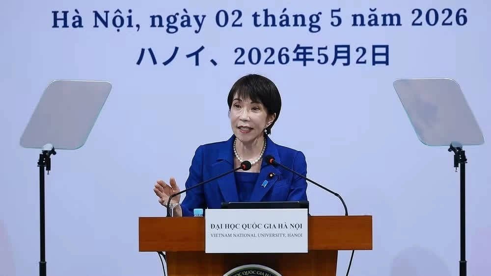 Thủ tướng Nhật Bản Takaichi Sanae phát biểu chính sách tại Đại học Quốc gia Hà Nội. Ảnh: Dương Giang/TTXVN
